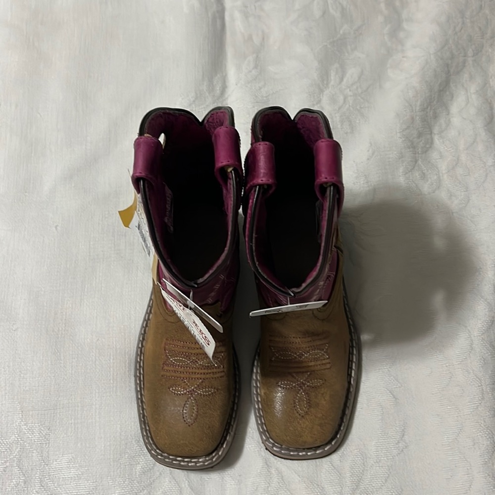 Cavender girl's boots
